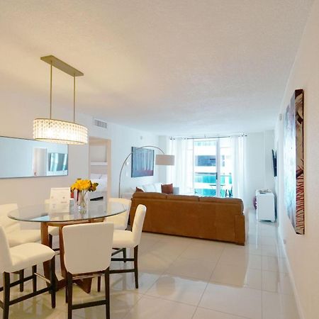 Hollywood Apartment By The Sea Bagian luar foto