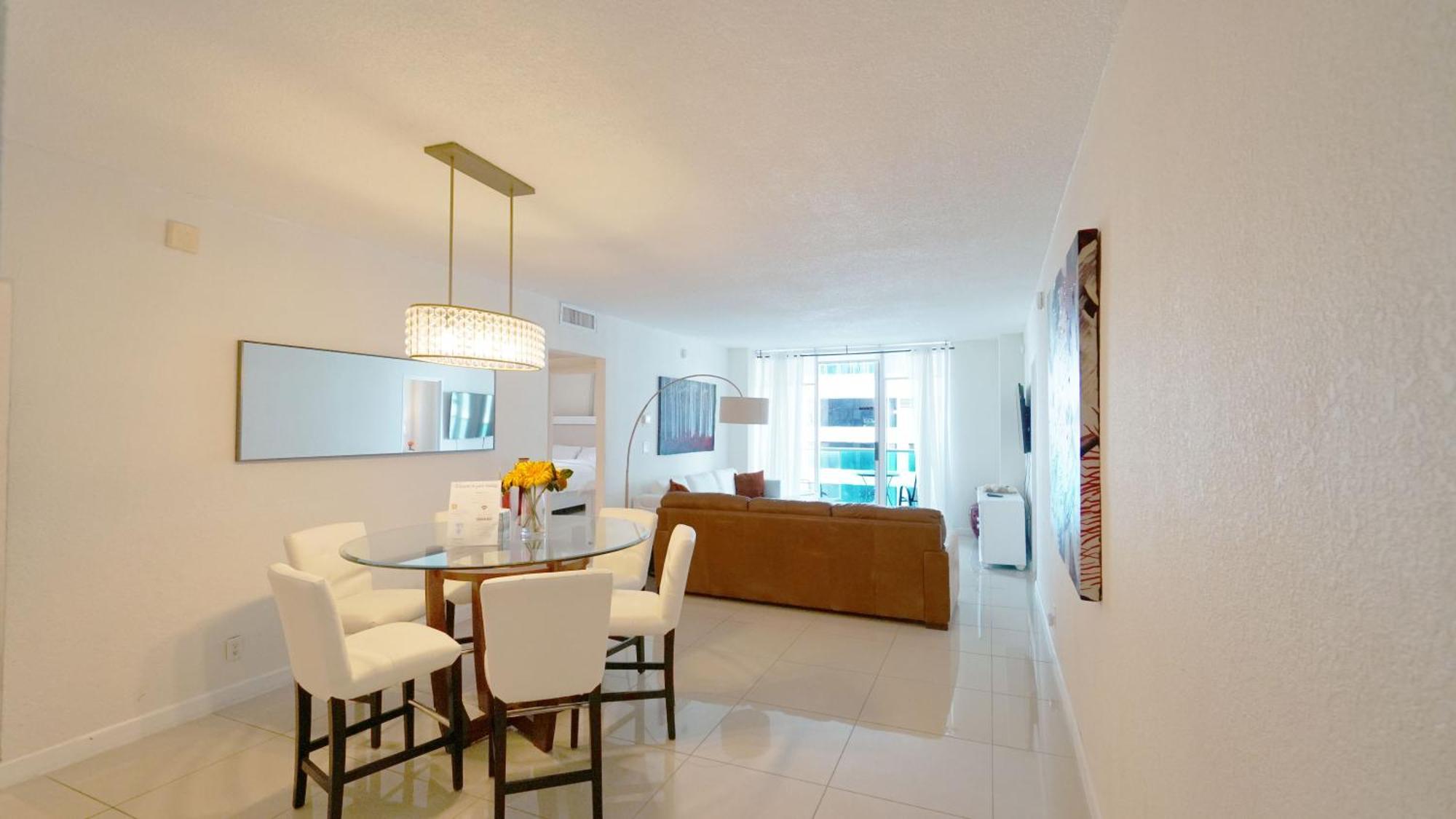 Hollywood Apartment By The Sea Bagian luar foto