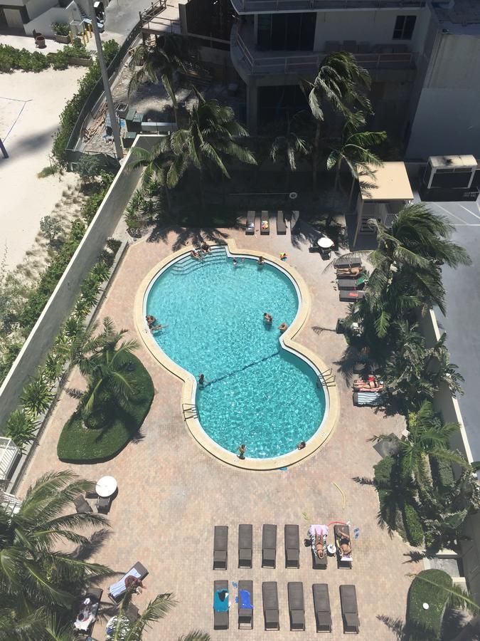 Hollywood Apartment By The Sea Bagian luar foto